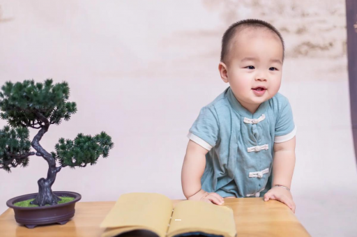 金湖孕妇显怀是几个月